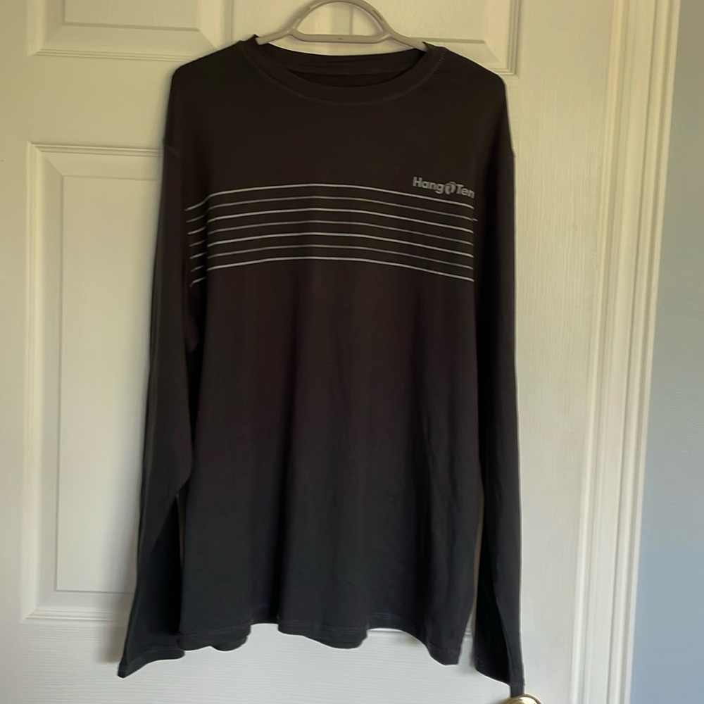 Men’s Medium Hang Ten t-shirt